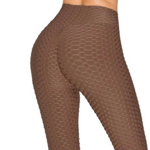 Butt Lifting Leggings - Picture 3 of 3